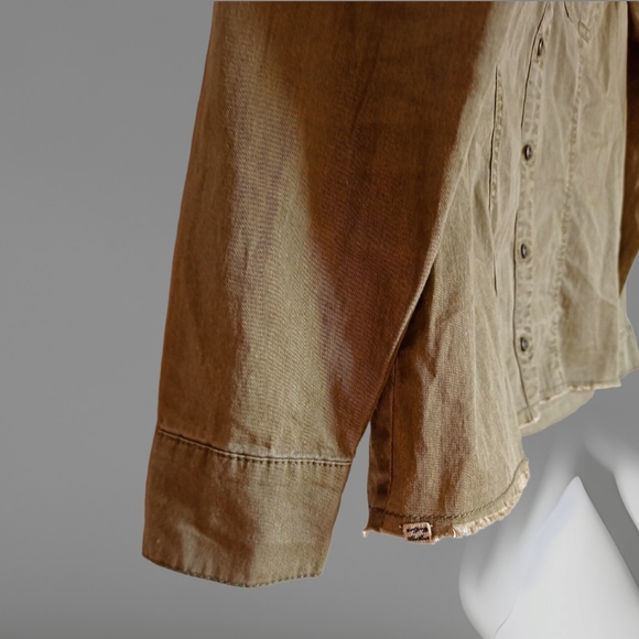 Billabong Women's Light Washed Army Green Jacket/Shirt - Picture 13 of 16